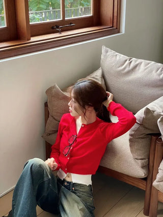 Kimi Cashmere Basic Round Neck Long Sleeve Button Cardigan