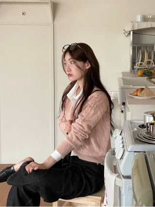 Eder Lambswool Cable Twist V-Neck Loose Fit Knit