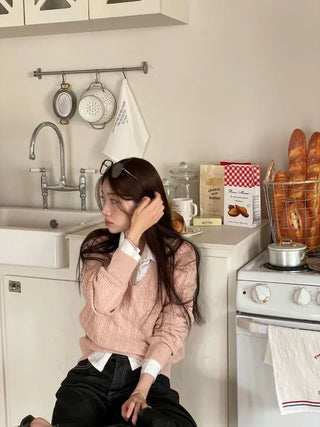 Eder Lambswool Cable Twist V-Neck Loose Fit Knit