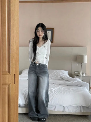 Lily's Two-Way Button V-Neck Golji Cardigan