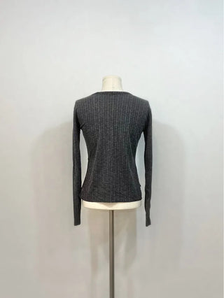 Lily's Two-Way Button V-Neck Golji Cardigan