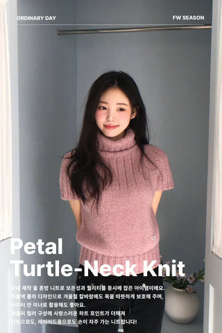 Petal Heart Point Turtleneck Polar Knit T-Shirt