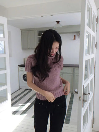 Petal Heart Point Turtleneck Polar Knit T-Shirt