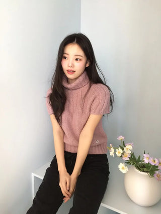 Petal Heart Point Turtleneck Polar Knit T-Shirt