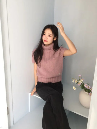 Petal Heart Point Turtleneck Polar Knit T-Shirt