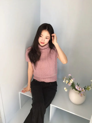 Petal Heart Point Turtleneck Polar Knit T-Shirt