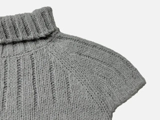 Petal Heart Point Turtleneck Polar Knit T-Shirt