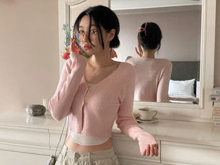 Wayne's slim ribbed V-neck cropped knit cardigan