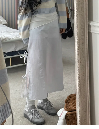 Rear-breasted ribbon side-slit banding long skirt