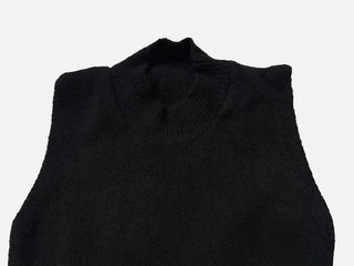 Warm Veil, Slim Fit Halter Neck Nashi, Loose Fit Bolero Knit Cardigan Set