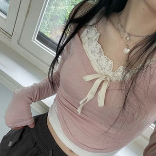 Big V-neck cropped long sleeve T-shirt in