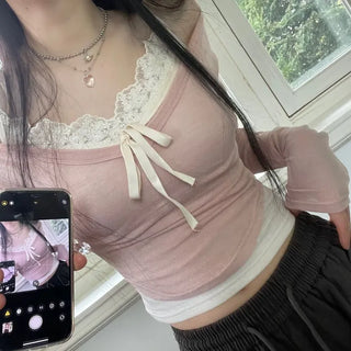 Big V-neck cropped long sleeve T-shirt in