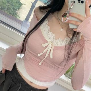 Big V-neck cropped long sleeve T-shirt in
