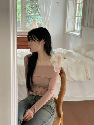 Wellin Off-Shoulder Uneven Ribbon Long-Sleeve T-Shirt in