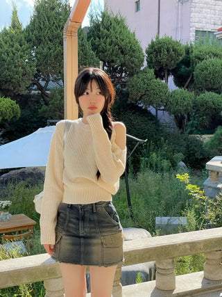 Tarte Unbalanced Shoulder Team Round Knit