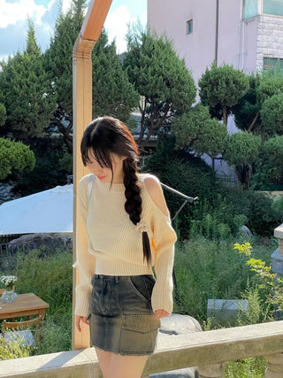 Tarte Unbalanced Shoulder Team Round Knit