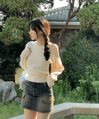 Tarte Unbalanced Shoulder Team Round Knit