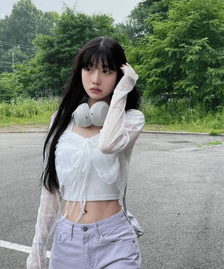 Canil shirring lace warmer double strap crop cardigan