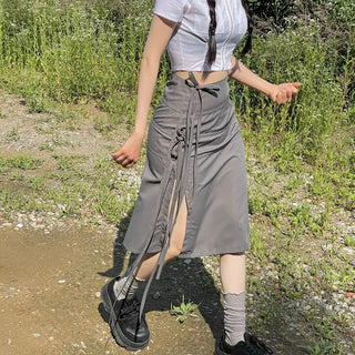 Side slit strap layered binding skirt