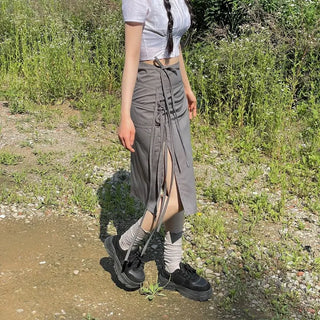 Side slit strap layered binding skirt