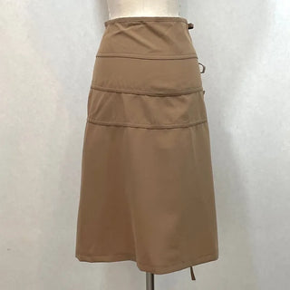 Side slit strap layered binding skirt
