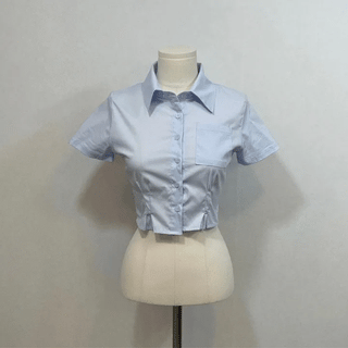 Vivi tight fit collar crop pintuck shirt