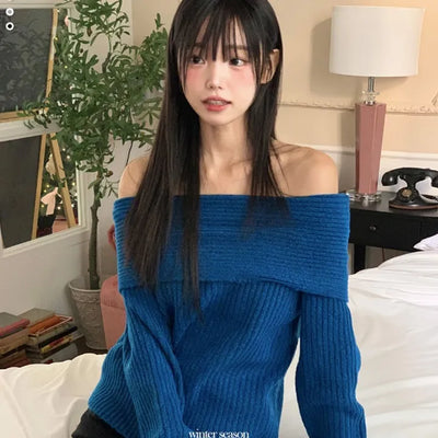 Iki Loose Golji Flap Off-Shoulder Knit