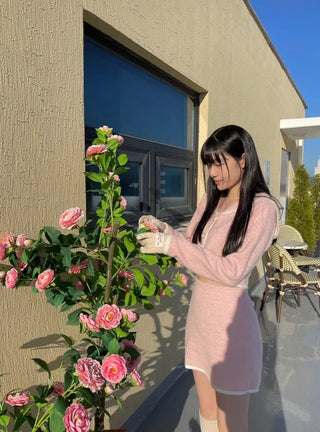 Colorful lettering patch touch gloves