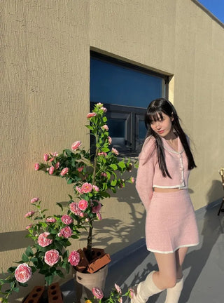 Colorful lettering patch touch gloves