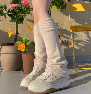 Colorful lettering patch touch gloves