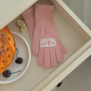 Colorful lettering patch touch gloves