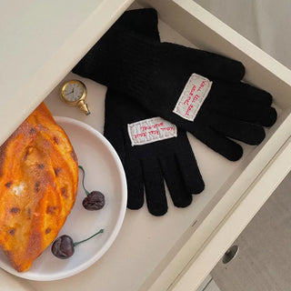 Colorful lettering patch touch gloves