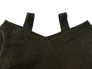 Delua off-shoulder strap long-sleeved knit