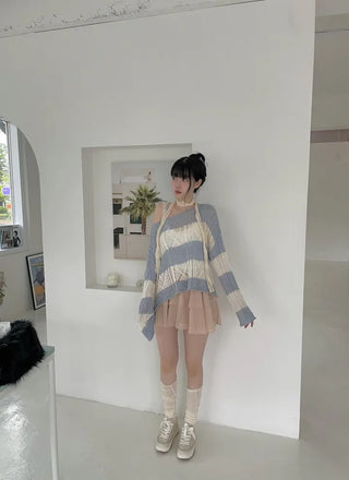 Nana See-through Stripe Loose-fit Lip Neck Knit