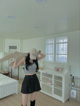 Nipo Lace Wave Button Sleeveless