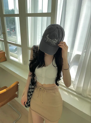 Nipo Lace Wave Button Sleeveless