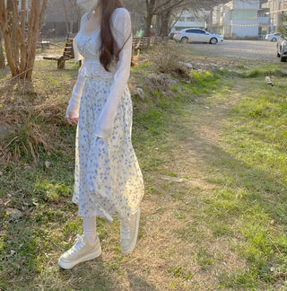 Bloom Lace Embroidery Sleeveless