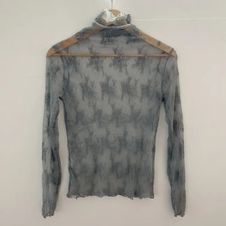 Flower sheer mesh layered wave lace blouse