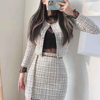 Flower sheer mesh layered wave lace blouse