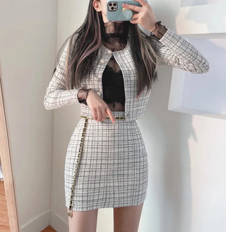 Flower sheer mesh layered wave lace blouse