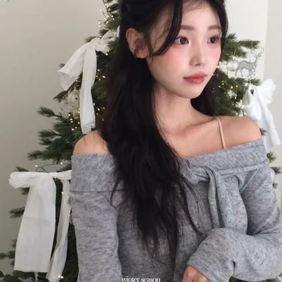 Soft Muse yuri glam fit ribbon tie off-shoulder knit