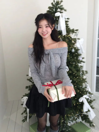 Soft Muse yuri glam fit ribbon tie off-shoulder knit