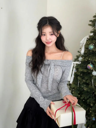 Soft Muse yuri glam fit ribbon tie off-shoulder knit