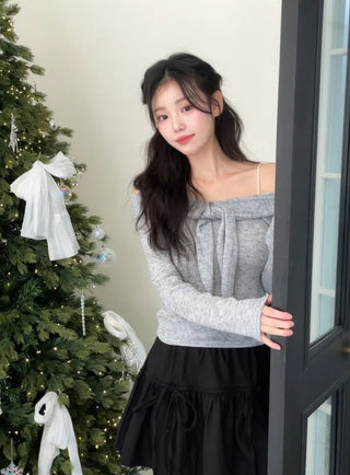 Soft Muse yuri glam fit ribbon tie off-shoulder knit