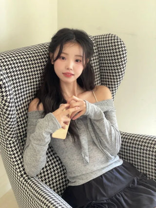 Soft Muse yuri glam fit ribbon tie off-shoulder knit