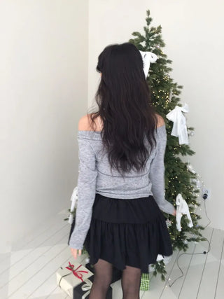 Soft Muse yuri glam fit ribbon tie off-shoulder knit