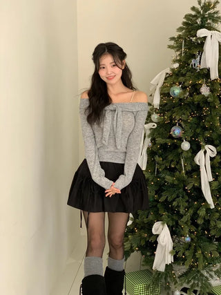 Soft Muse yuri glam fit ribbon tie off-shoulder knit