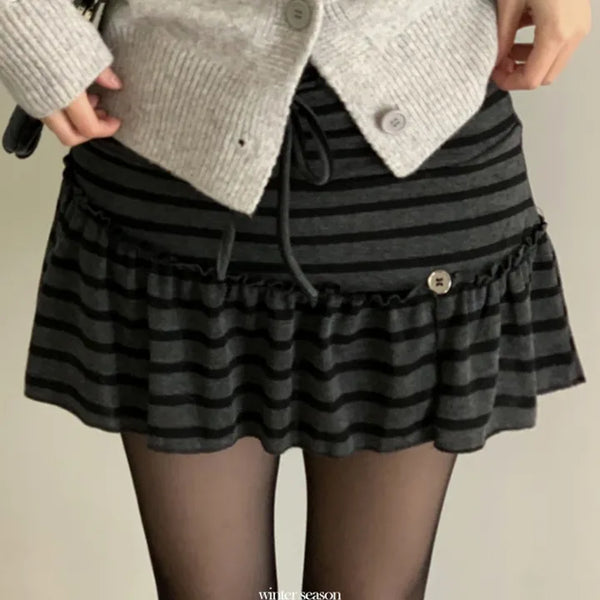 Naru Team Ribbon Strap Button Mini Skirt Pants
