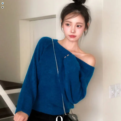Font boat neck one-shoulder shibori knit