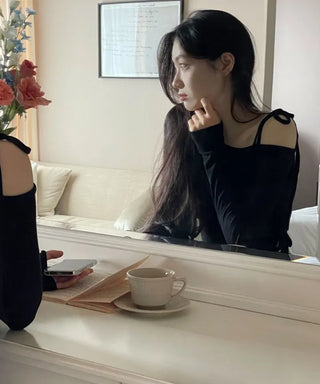 Fleece Ribbon One-Shoulder Shirring String See-Through Knit